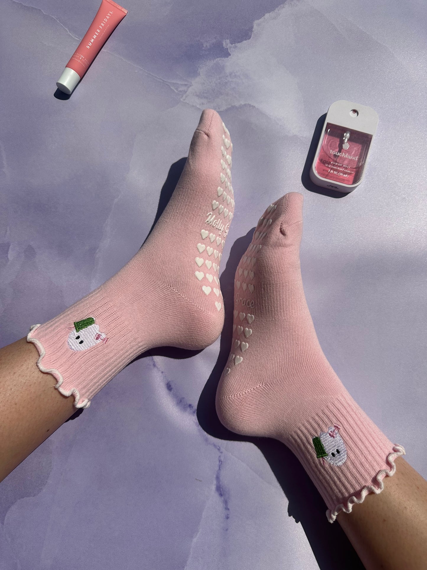 SPOOKY SEASON light pink ruffle Matcha ghost grip sock